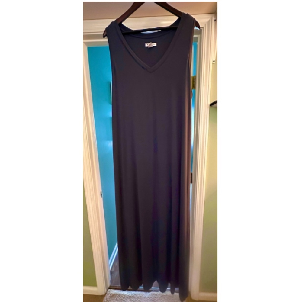 SALE — ATHLETA Sleeveless Maxi Dress - Navy - 2X